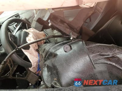 Zdjęcie 7 z 14 samochodu: 2018 HONDA CR-V EX VIN:7FARW2H51JE089134 - miniatura