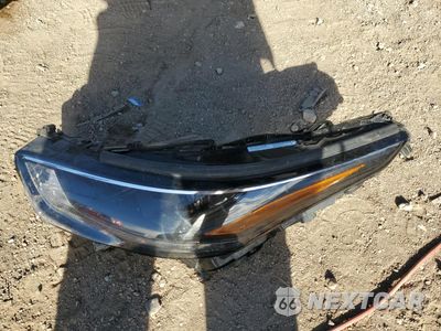 Zdjęcie 13 z 17 samochodu: 2021 TOYOTA HIGHLANDER XLE VIN:5TDGZRBH3MS525519 - miniatura
