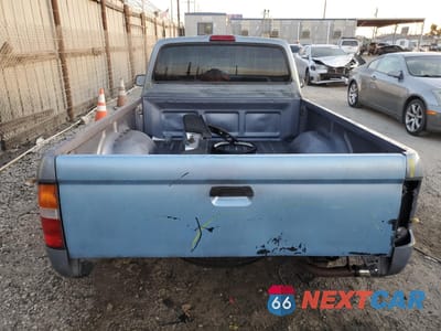 Zdjęcie 6 z 13 samochodu: 1998 TOYOTA TACOMA VIN:4TANL42NXWZ164286 - miniatura