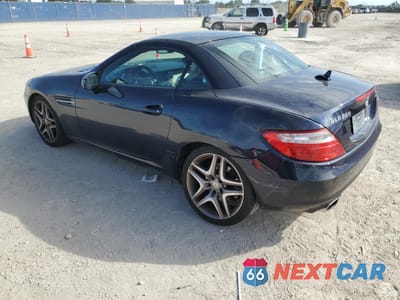 Drugie zdjęcie samochodu z przodu: 2012 MERCEDES-BENZ SLK 250 VIN:WDDPK4HA8CF035406 - miniatura