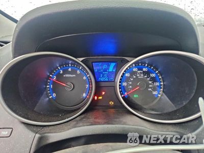 Zdjęcie 9 z 12 samochodu: 2013 HYUNDAI TUCSON GLS VIN:KM8JU3AC5DU558049 - miniatura