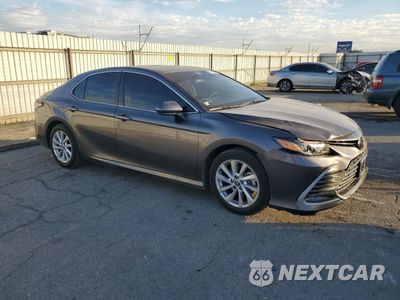 Czwarte zdjęcie samochodu z boku: 2023 TOYOTA CAMRY LE VIN:4T1C11AK4PU812772 - miniatura