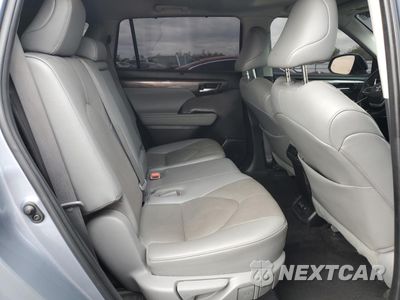 Zdjęcie 11 z 16 samochodu: 2023 TOYOTA HIGHLANDER L VIN:5TDKDRAH1PS034767 - miniatura
