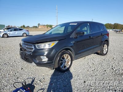 2017 FORD ESCAPE SE 1FMCU9GD7HUC39219 - główne zdjęcie licytacji z USA - miniatura