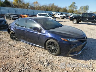 Czwarte zdjęcie samochodu z boku: 2022 TOYOTA CAMRY XSE VIN:4T1K61AK2NU069085 - miniatura