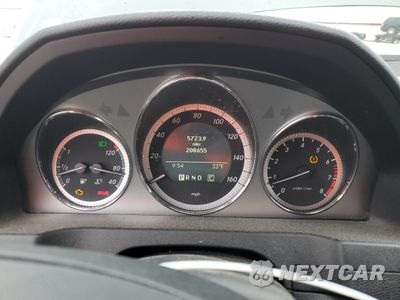 Zdjęcie 9 z 13 samochodu: 2010 MERCEDES-BENZ C 300 VIN:WDDGF5EB0AR099586 - miniatura