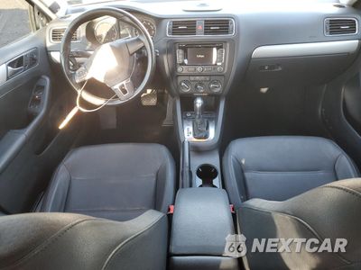 Zdjęcie 8 z 12 samochodu: 2012 VOLKSWAGEN JETTA SEL VIN:3VWLP7AJ4CM416852 - miniatura