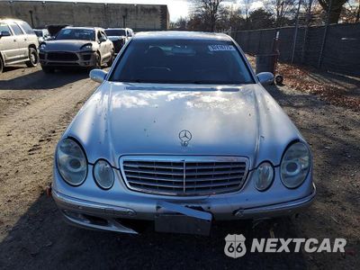 Piąte zdjęcie samochodu w środku: 2003 MERCEDES-BENZ E 500 VIN:WDBUF70JX3A149823 - miniatura