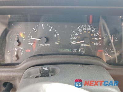 Zdjęcie 9 z 13 samochodu: 2001 JEEP CHEROKEE SPORT VIN:1J4FT48SX1L570208 - miniatura