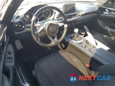 Zdjęcie 8 z 12 samochodu: 2021 MAZDA MX-5 MIATA CLUB VIN:JM1NDAL74M0450524 - miniatura