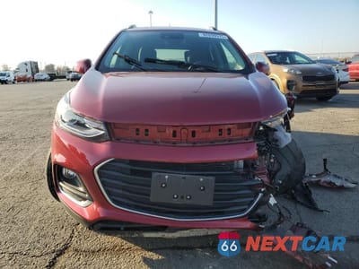 Piąte zdjęcie samochodu w środku: 2019 CHEVROLET TRAX PREMIER VIN:3GNCJMSB6KL233605 - miniatura