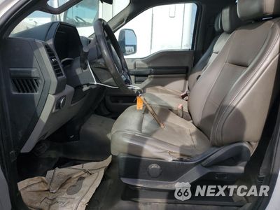 Zdjęcie 7 z 12 samochodu: 2019 FORD F550 FLATBED TRUCK VIN:1FDUF5HT3KDA06474 - miniatura