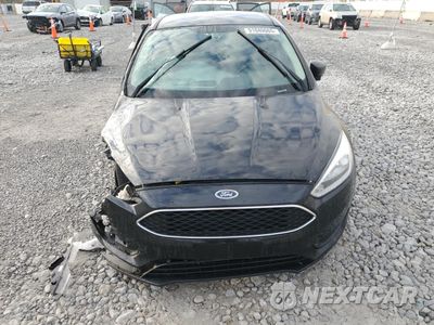 Piąte zdjęcie samochodu w środku: 2015 FORD FOCUS S VIN:1FADP3E28FL383224 - miniatura