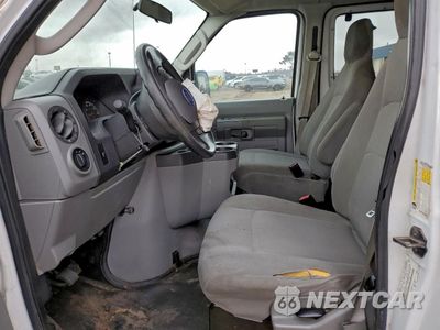 Zdjęcie 7 z 13 samochodu: 2011 FORD ECONOLINE E150 WAGON VIN:1FMNE1BW5BDA78084 - miniatura