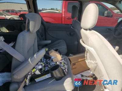 Zdjęcie 11 z 13 samochodu: 2005 DODGE GRAND CARAVAN SXT VIN:2D4GP44L95R153692 - miniatura