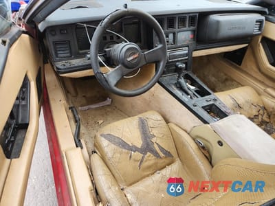 Zdjęcie 8 z 12 samochodu: 1986 CHEVROLET CORVETTE VIN:1G1YY6788G5902556 - miniatura