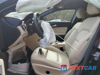 Zdjęcie 7 z 14 samochodu: 2020 MERCEDES-BENZ GLA 250 4MATIC VIN:WDCTG4GB8LU021452 - miniatura