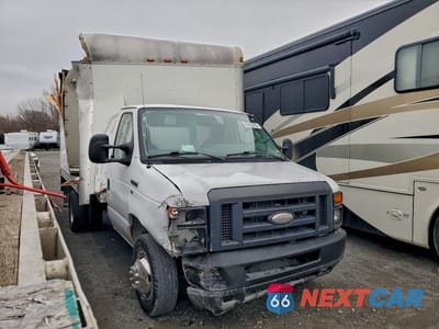 Czwarte zdjęcie samochodu z boku: 2014 FORD E350 BOX TRUCK VIN:1FDWE3FL6EDA77918 - miniatura