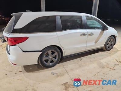 Trzecie zdjęcie samochodu z tyłu: 2021 HONDA ODYSSEY EX VIN:5FNRL6H50MB044153 - miniatura