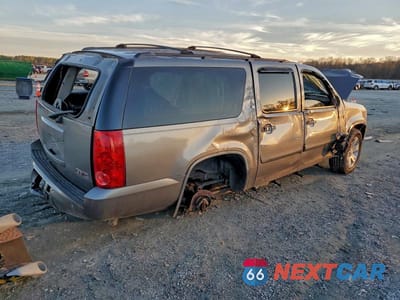 Trzecie zdjęcie samochodu z tyłu: 2007 GMC YUKON VIN:1GKFC16J97R429266 - miniatura