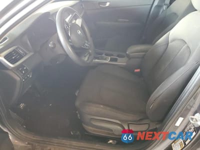 Zdjęcie 7 z 12 samochodu: 2020 KIA OPTIMA LX VIN:5XXGT4L37LG423020 - miniatura