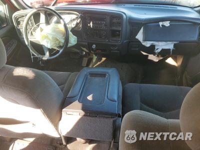 Zdjęcie 8 z 14 samochodu: 2005 CHEVROLET SILVERADO K2500 HEAVY DUTY VIN:1GCHK23225F938916 - miniatura