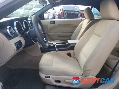Zdjęcie 7 z 12 samochodu: 2005 FORD MUSTANG VIN:1ZVFT84N255228286 - miniatura