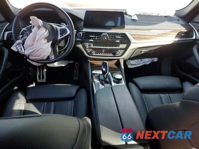 Zdjęcie 8 z 11 samochodu: 2020 BMW M550XI VIN:WBAJS7C06LCD81410 - miniatura