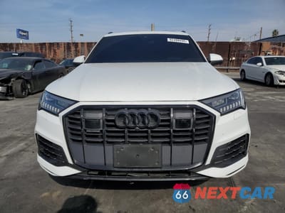 Piąte zdjęcie samochodu w środku: 2023 AUDI Q7 PRESTIGE VIN:WA1VXBF71PD020594 - miniatura