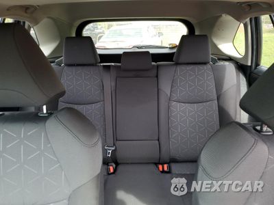 Zdjęcie 10 z 13 samochodu: 2023 TOYOTA RAV4 XLE VIN:JTMW1RFV1PD107608 - miniatura