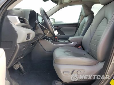 Zdjęcie 7 z 14 samochodu: 2022 TOYOTA HIGHLANDER XLE VIN:5TDGZRAHXNS135987 - miniatura
