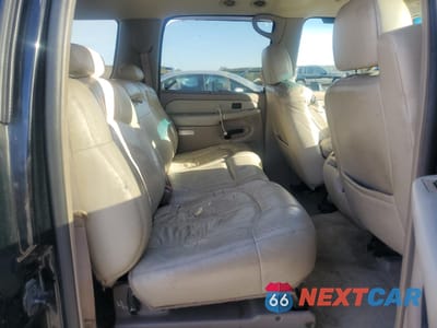 Zdjęcie 11 z 14 samochodu: 2002 CHEVROLET SUBURBAN C1500 VIN:1GNEC16Z42J229844 - miniatura