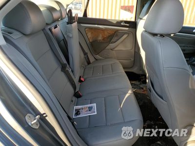 Zdjęcie 10 z 12 samochodu: 2008 VOLKSWAGEN JETTA SE VIN:3VWRM71K08M084024 - miniatura