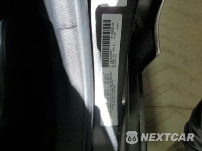 Zdjęcie 12 z 12 samochodu: 2015 CHRYSLER 200 C VIN:1C3CCCCG7FN673513 - miniatura