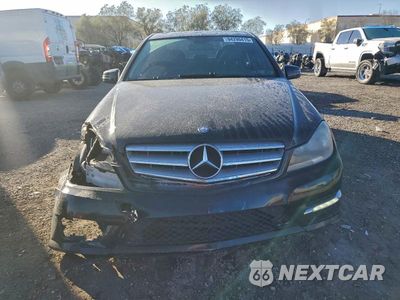 Piąte zdjęcie samochodu w środku: 2012 MERCEDES-BENZ C 250 VIN:WDDGF4HB9CR221595 - miniatura