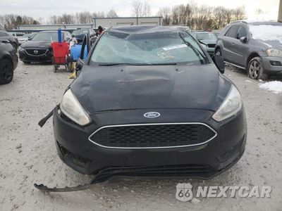 Piąte zdjęcie samochodu w środku: 2017 FORD FOCUS SE VIN:1FADP3F20HL268943 - miniatura