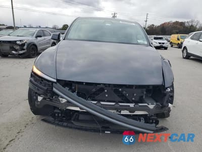 Piąte zdjęcie samochodu w środku: 2026 TESLA MODEL Y VIN:7SAYGDED2TA439465 - miniatura