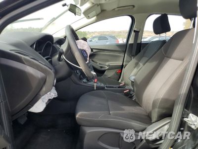 Zdjęcie 7 z 16 samochodu: 2017 FORD FOCUS SE VIN:1FADP3K22HL282509 - miniatura