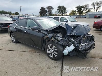 Czwarte zdjęcie samochodu z boku: 2023 NISSAN ALTIMA S VIN:1N4BL4BV8PN384449 - miniatura