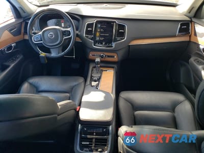 Zdjęcie 8 z 13 samochodu: 2022 VOLVO XC90 T6 MOMENTUM VIN:YV4A221K4N1809770 - miniatura