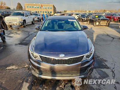 Piąte zdjęcie samochodu w środku: 2018 KIA OPTIMA LX VIN:KNAGT4L32J5219448 - miniatura