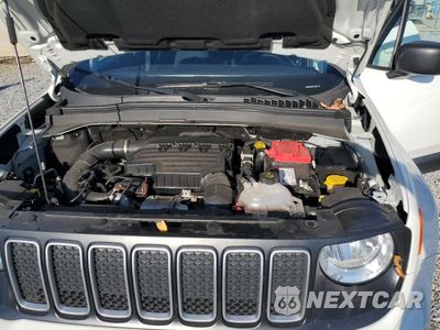 Zdjęcie 11 z 15 samochodu: 2023 JEEP RENEGADE LATITUDE VIN:ZACNJDB16PPP13082 - miniatura