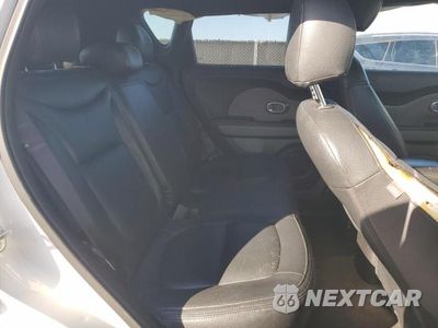 Zdjęcie 10 z 12 samochodu: 2014 KIA SOUL + VIN:KNDJP3A55E7011120 - miniatura