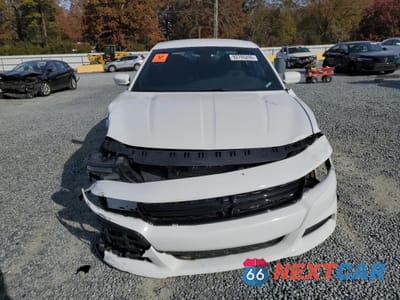Piąte zdjęcie samochodu w środku: 2018 DODGE CHARGER SXT VIN:2C3CDXBG7JH197125 - miniatura