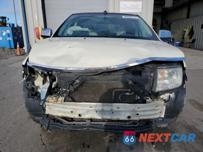 Piąte zdjęcie samochodu w środku: 2008 LINCOLN MKX VIN:2LMDU88C88BJ15328 - miniatura