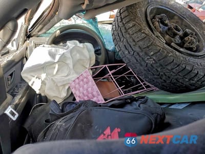 Zdjęcie 8 z 11 samochodu: 2003 KIA SORENTO EX VIN:KNDJC733735091379 - miniatura