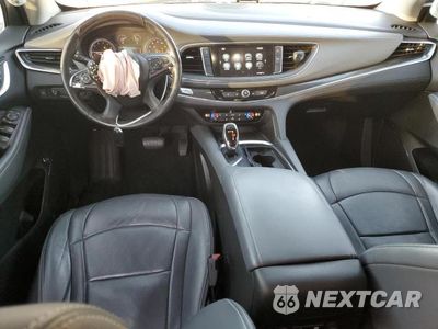 Zdjęcie 8 z 13 samochodu: 2019 BUICK ENCLAVE ESSENCE VIN:5GAERBKWXKJ235206 - miniatura