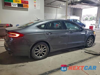 Trzecie zdjęcie samochodu z tyłu: 2017 FORD FUSION SE VIN:3FA6P0HD8HR304840 - miniatura