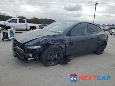 2026 TESLA MODEL Y 7SAYGDED2TA439465 - główne zdjęcie licytacji z USA - miniatura