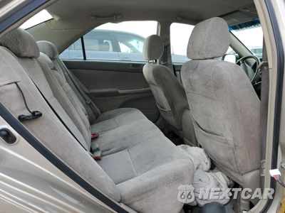 Zdjęcie 10 z 12 samochodu: 2002 TOYOTA CAMRY LE VIN:JTDBE32K020060969 - miniatura